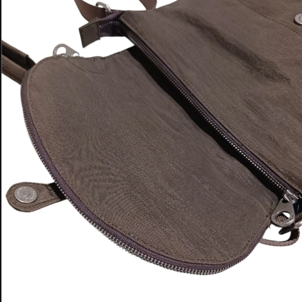 Baggallini Dublin Shoulder Crossbody Bag Detachable Wallet Retired - Picture 5 of 14
